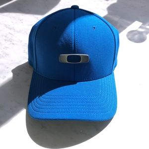 Men’s Oakley fitted hat